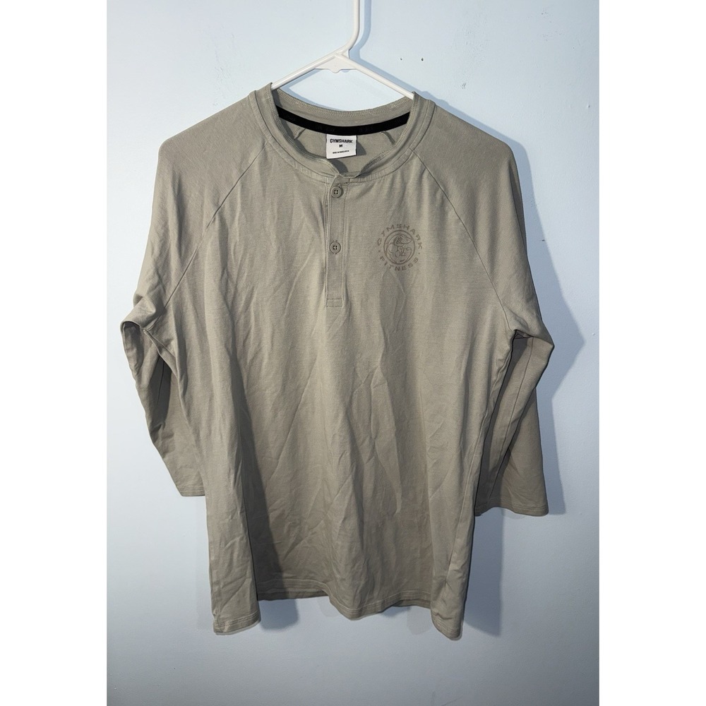 GYMSHARK Men's Legacy Henley Shirt Tan 3/4 Sleeve Logo Button Size M
